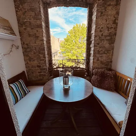 Zentrales In Deutz * Colonia